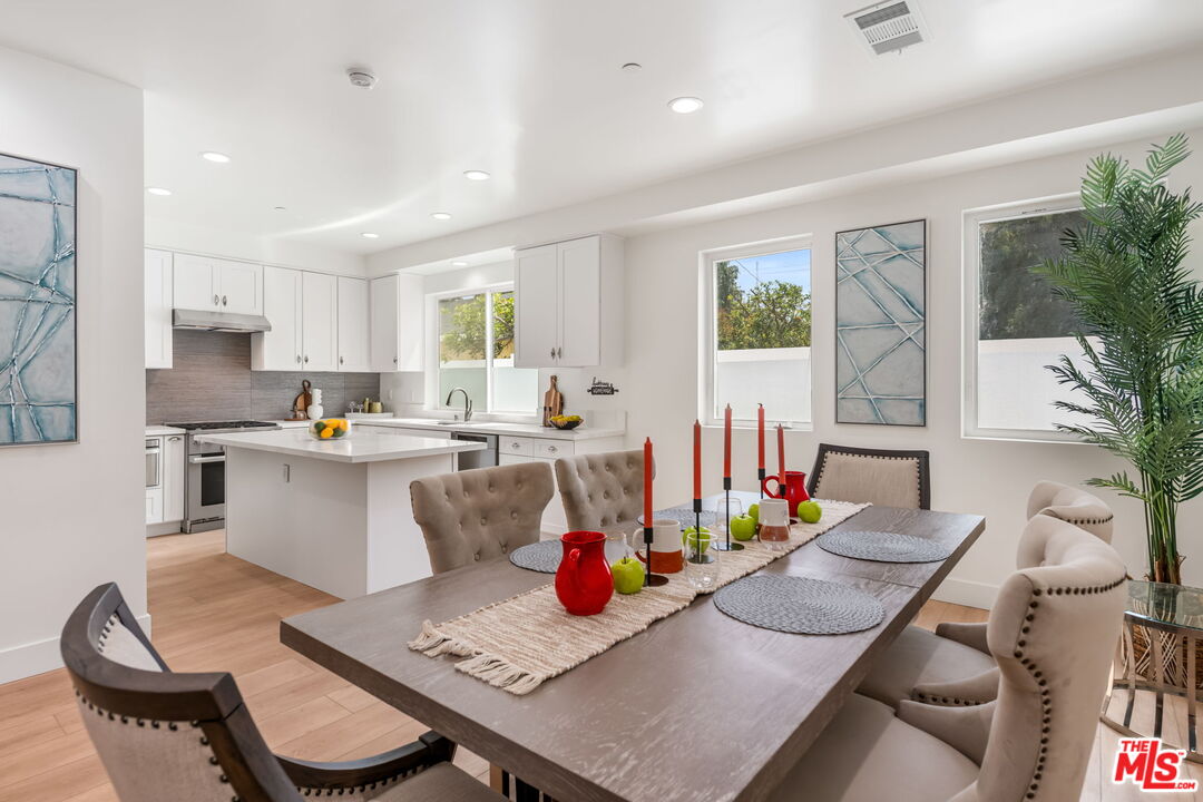 3645 Helms Ave, Culver City