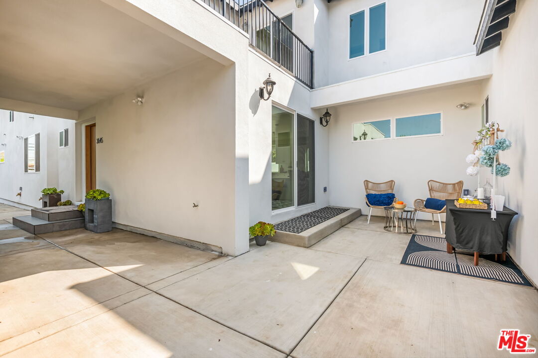 3645 Helms Ave, Culver City
