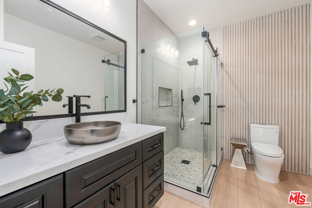 3645 Helms Ave, Culver City