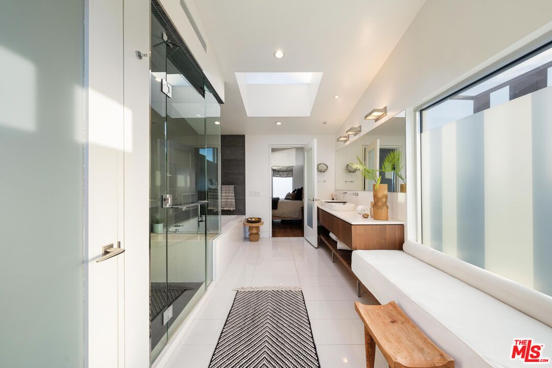 524 Rialto Ave, Venice