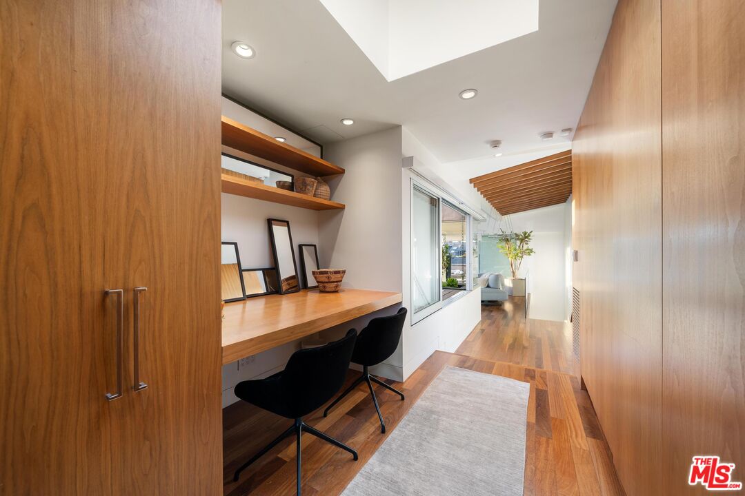 524 Rialto Ave, Venice
