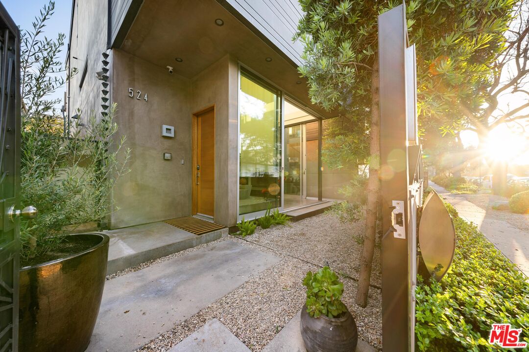 524 Rialto Ave, Venice