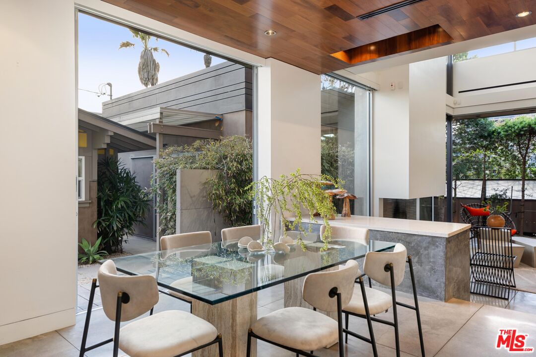 524 Rialto Ave, Venice
