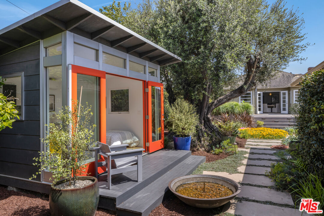 2021 Ashland Ave, Santa Monica