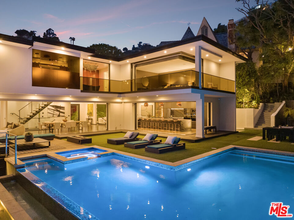 1516 N Kings Rd, Sunset Strip