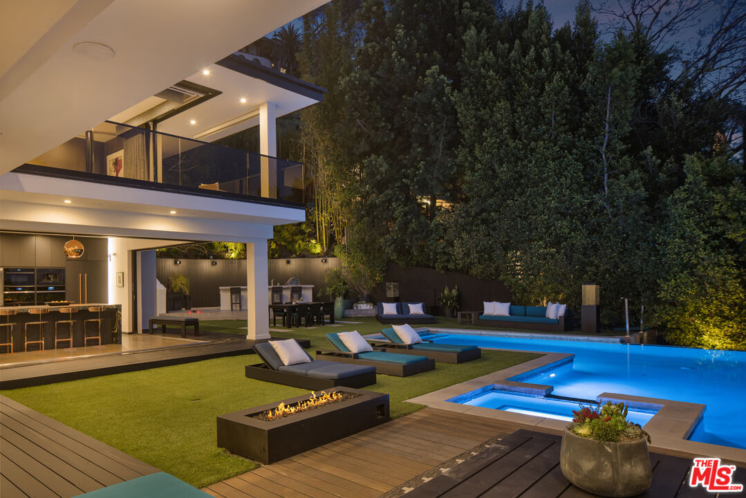 1516 N Kings Rd, Sunset Strip