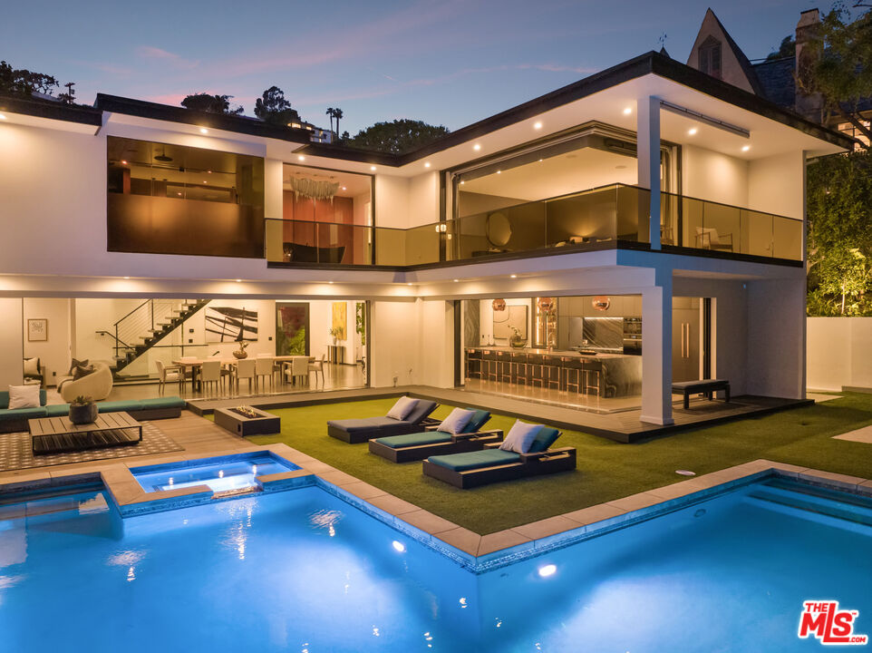1516 N Kings Rd, Sunset Strip
