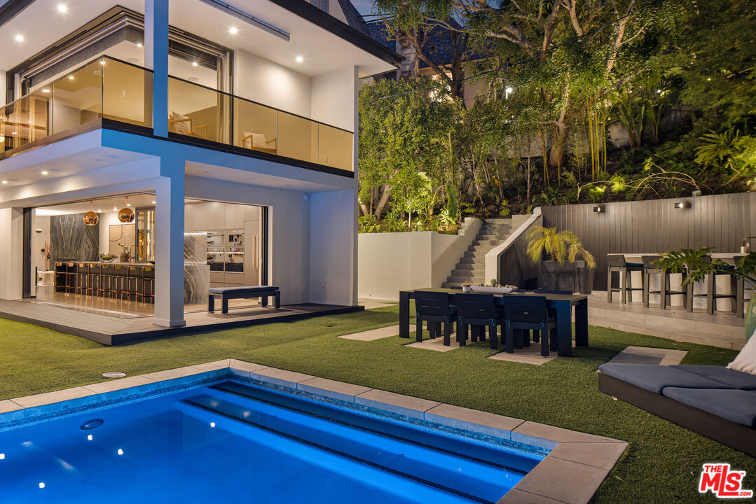1516 N Kings Rd, Sunset Strip
