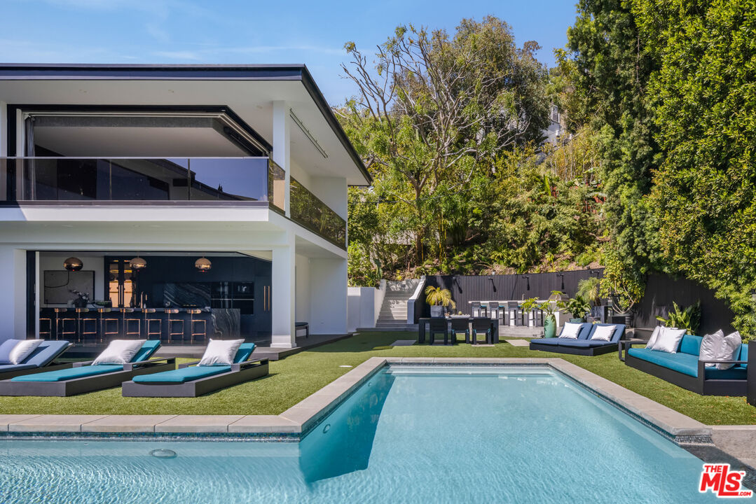 1516 N Kings Rd, Sunset Strip