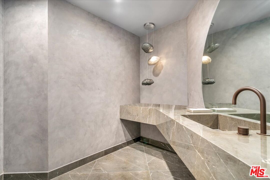 10490 Wilshire Blvd Unit: 2604