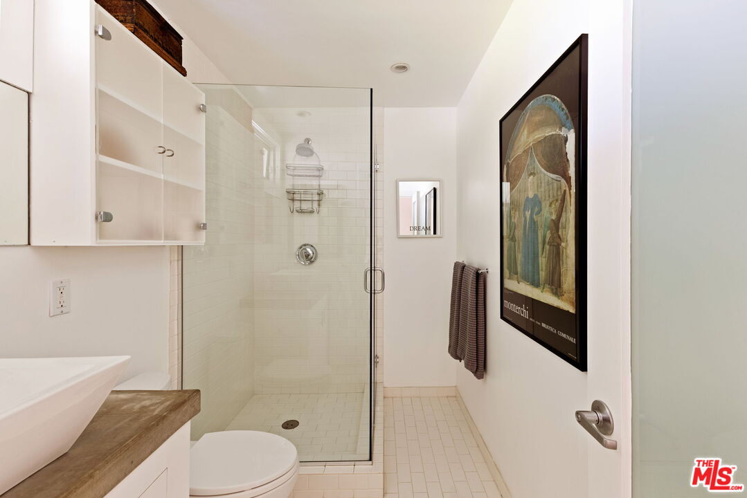 187 N Canyon View Dr, Brentwood
