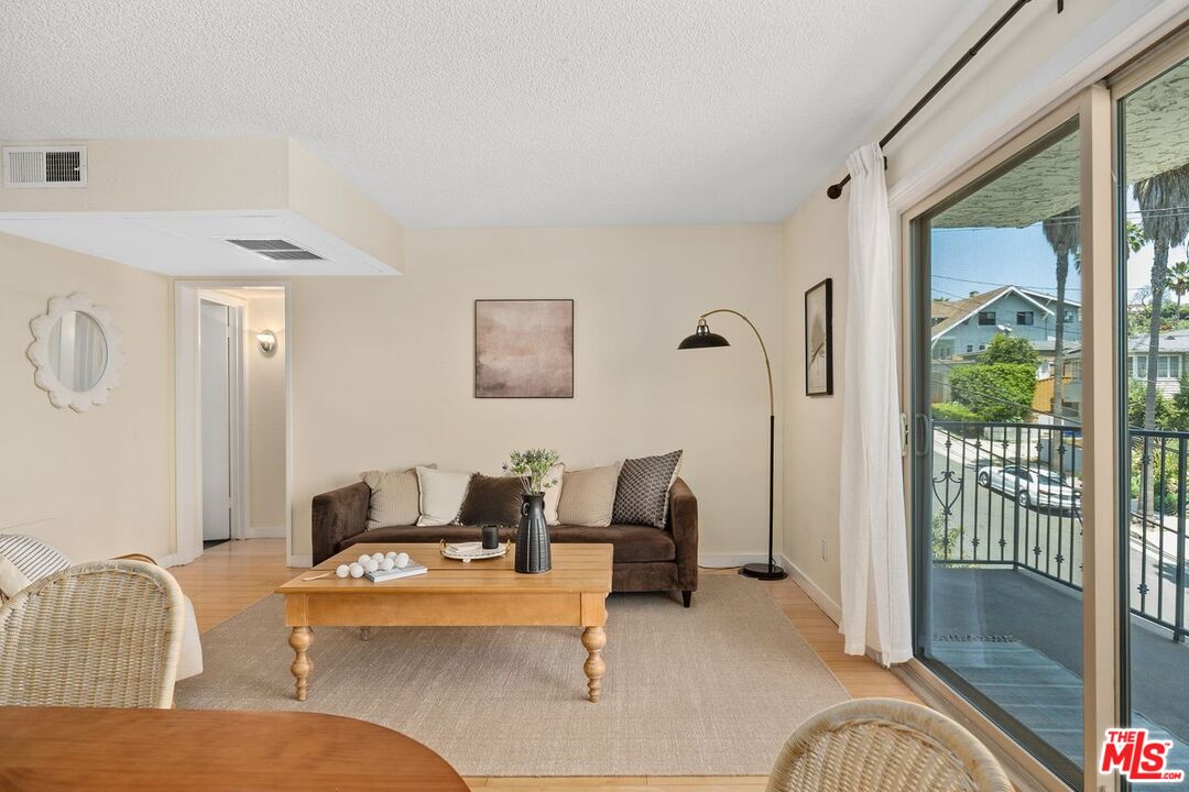 1707 Micheltorena St Unit: 416, Silver Lake