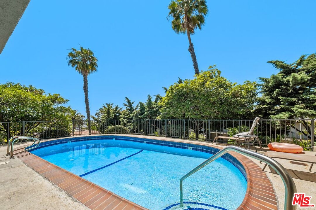 1707 Micheltorena St Unit: 416, Silver Lake