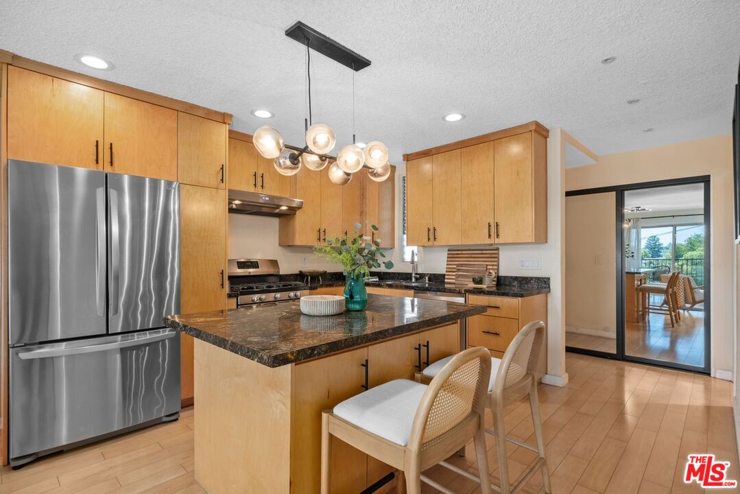 1707 Micheltorena St Unit: 416, Silver Lake