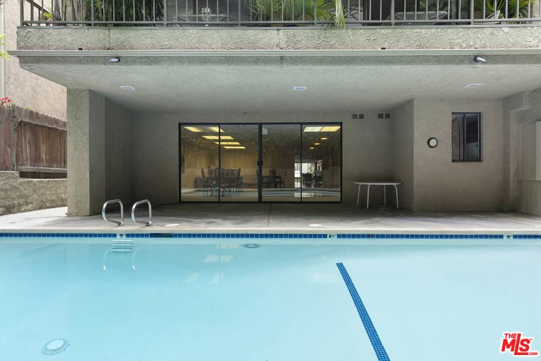1210 N Kings Rd Unit: 204