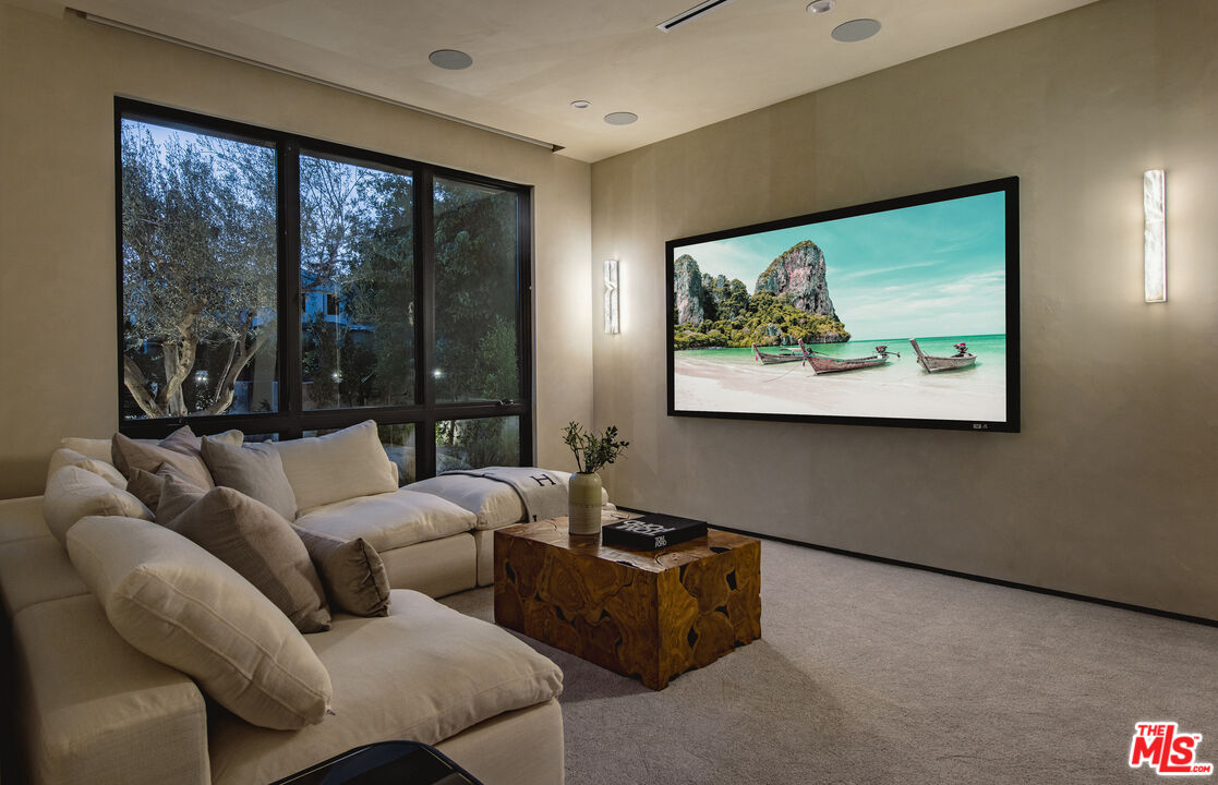 4112 Shadyglade Ave, Studio City