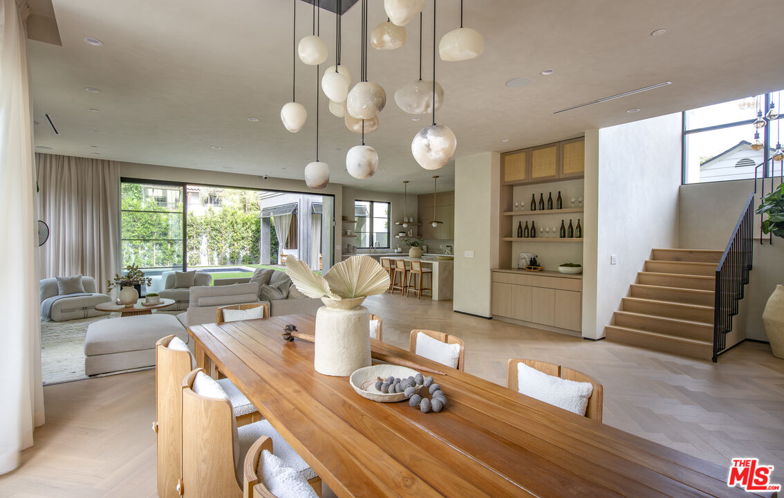 4112 Shadyglade Ave, Studio City