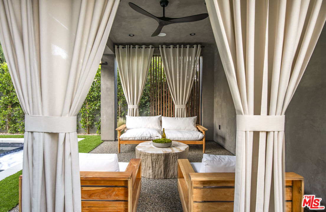 4112 Shadyglade Ave, Studio City