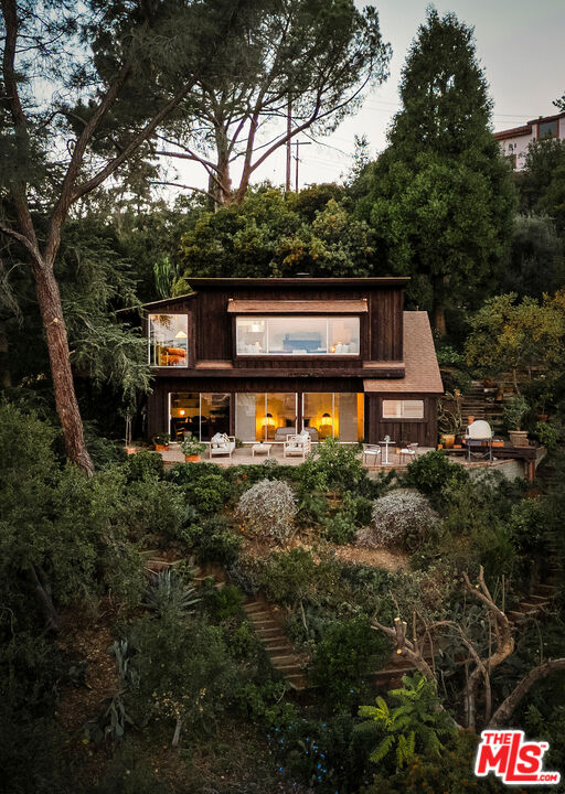 3720 Alta Mesa Dr, Studio City