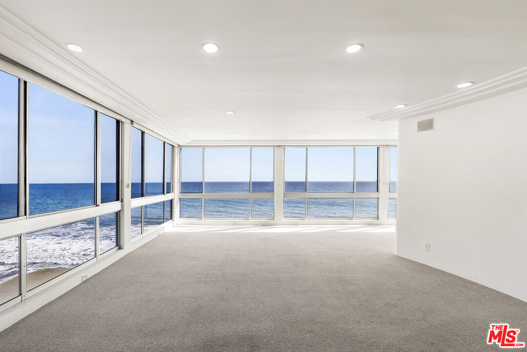 22548 Pacific Coast Hwy Unit: 211