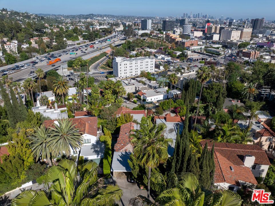 2014 Whitley Ave Unit: 2