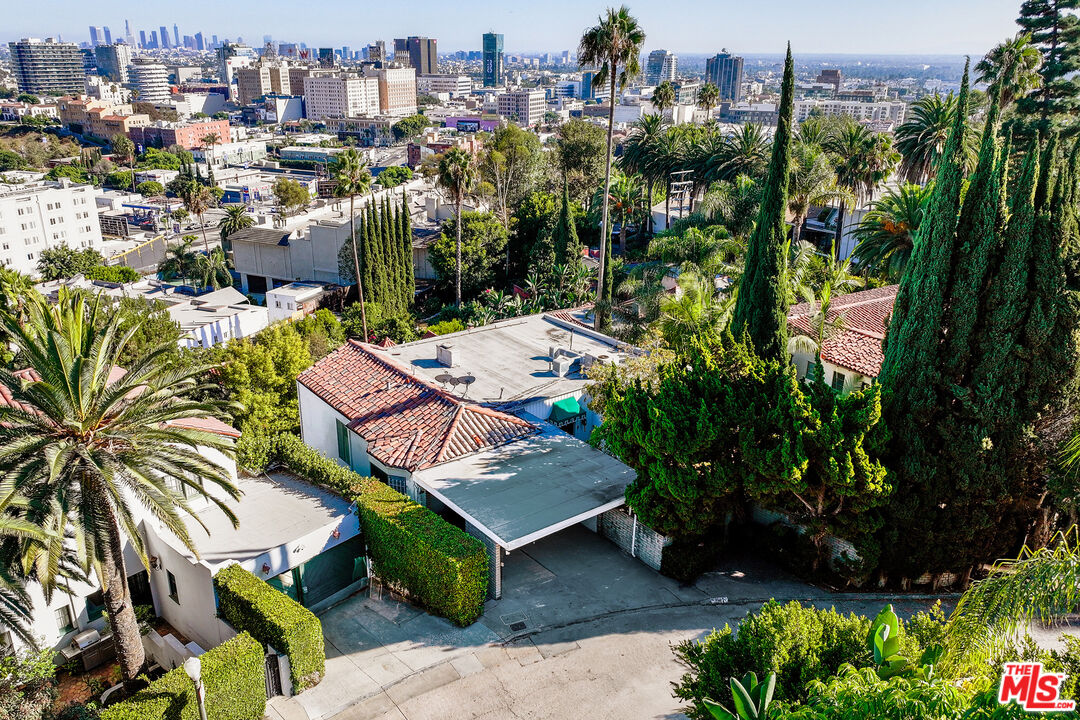 2014 Whitley Ave Unit: 2