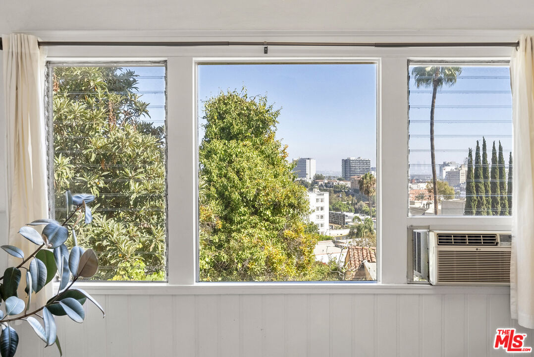 2014 Whitley Ave Unit: 2