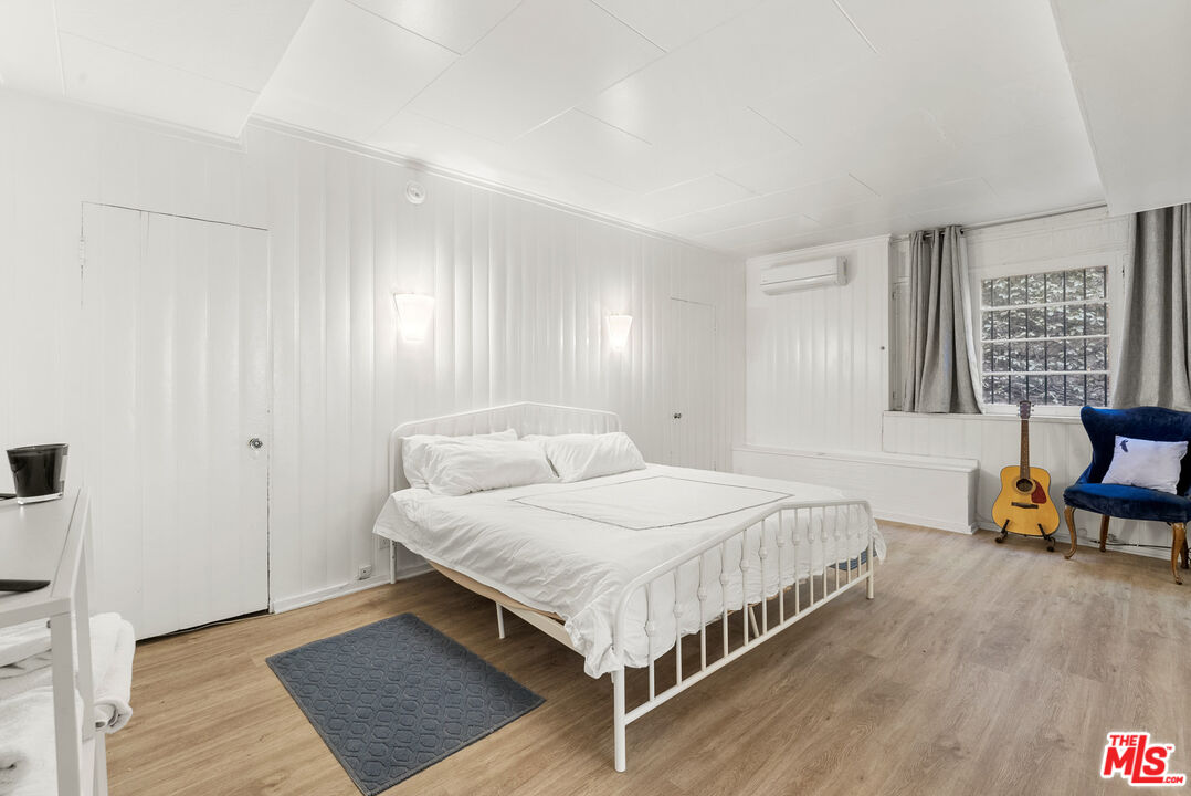2014 Whitley Ave Unit: 2