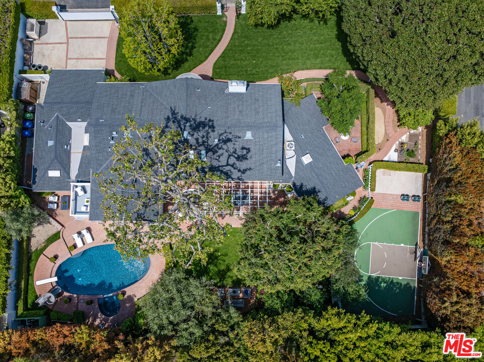 13600 Romany Dr