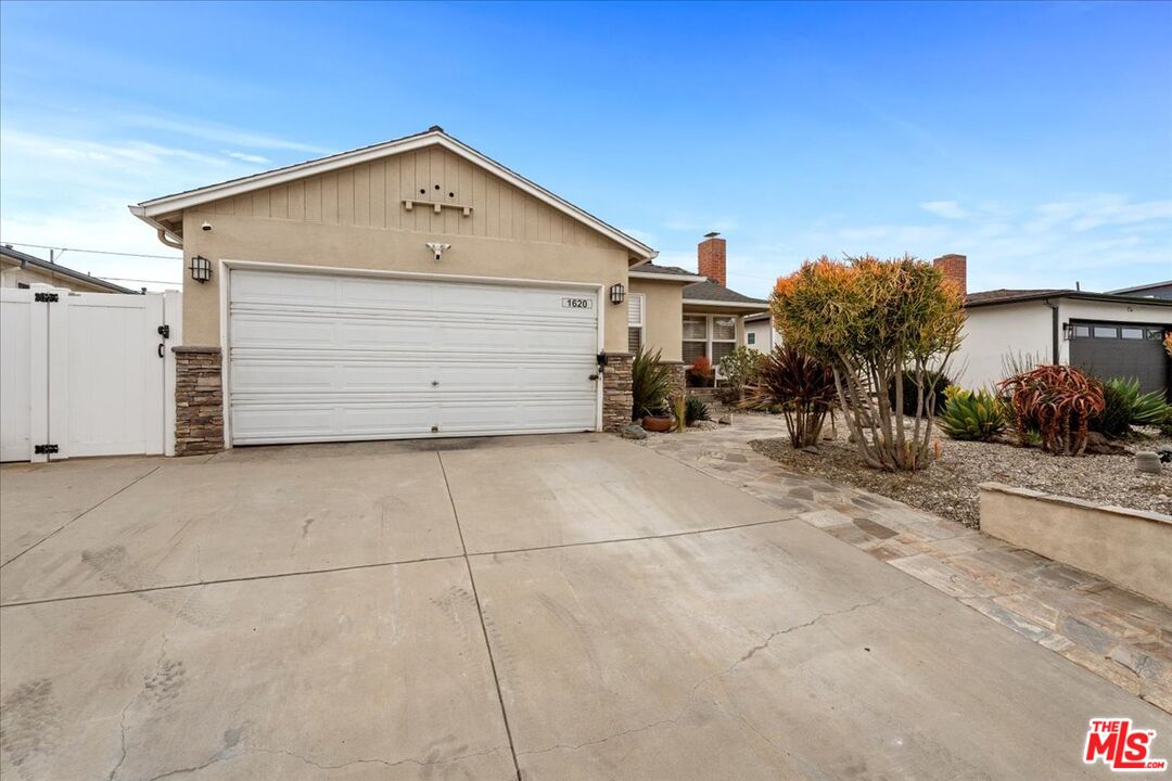 1620 18th St, Manhattan Beach