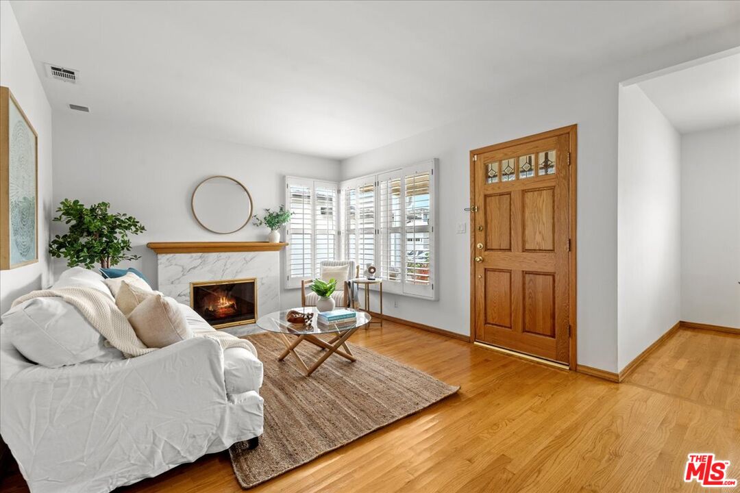 1620 18th St, Manhattan Beach
