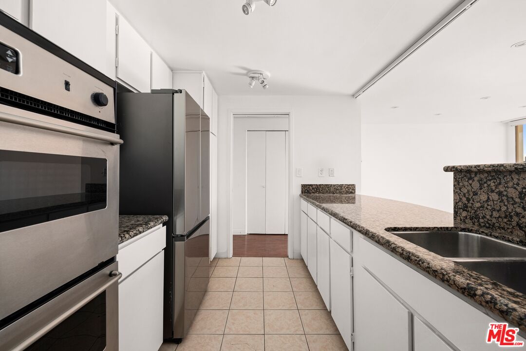 2170 Century Park E Unit: 908
