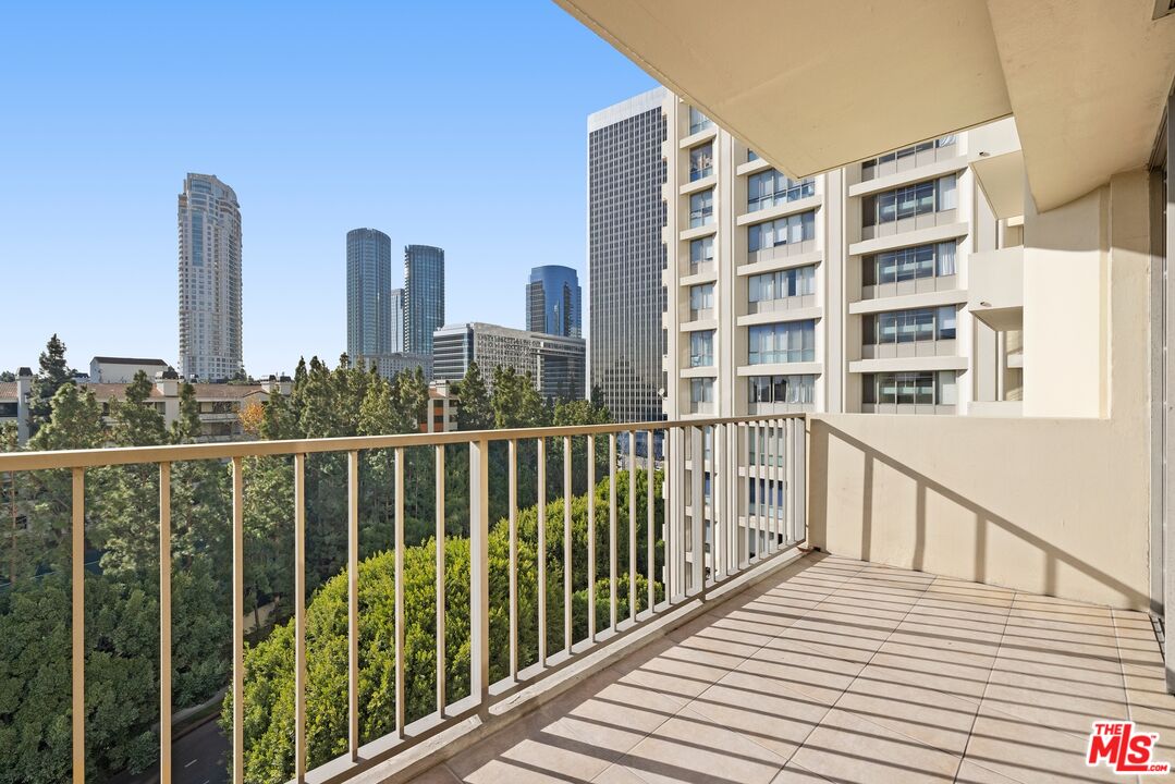 2170 Century Park E Unit: 908
