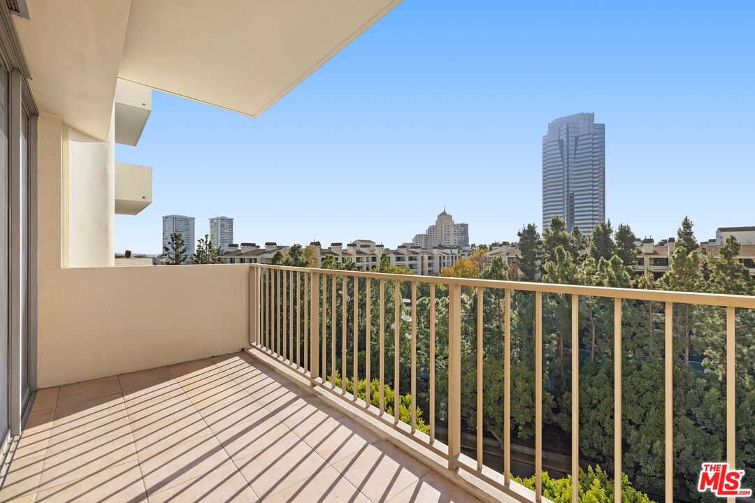 2170 Century Park E Unit: 908