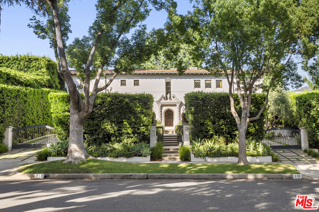 710 N Maple Dr, Beverly Hills