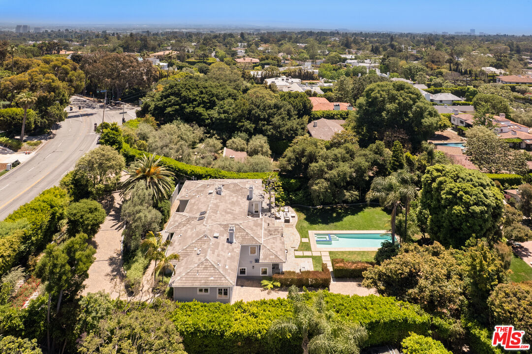 12910 W Sunset Blvd, Brentwood
