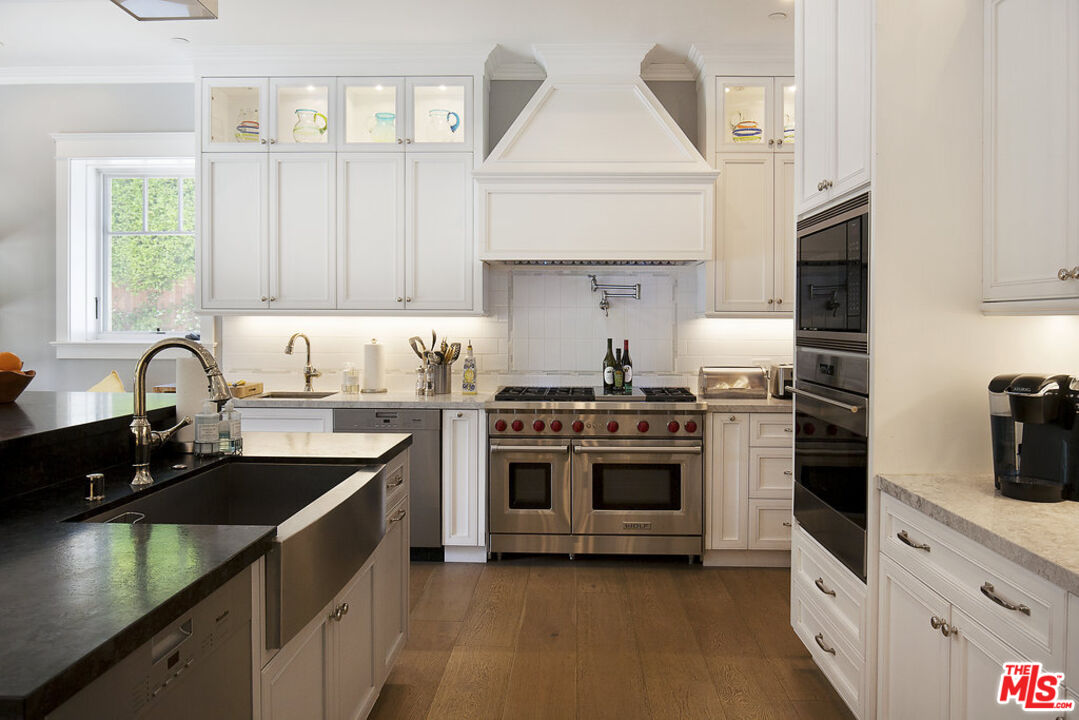 12910 W Sunset Blvd, Brentwood