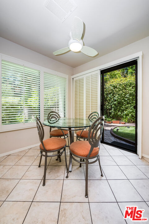 18731 Hatteras St Unit: 26, Tarzana