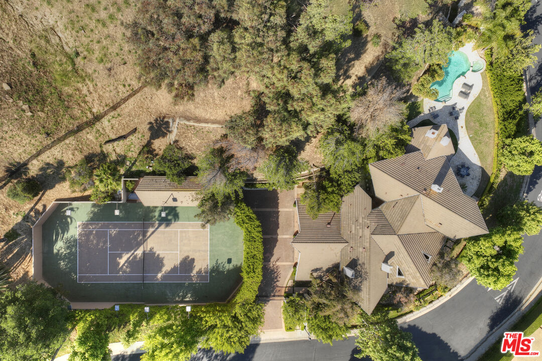 16101 Valley Meadow Pl, Encino