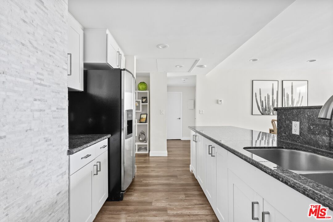 2160 Century Park E Unit: 1103
