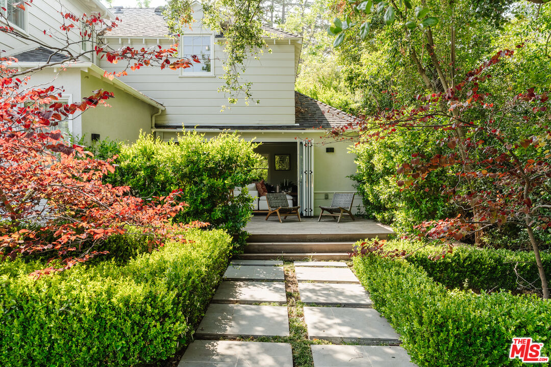 4106 Longridge Ave, Sherman Oaks