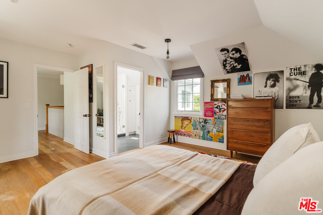 4106 Longridge Ave, Sherman Oaks