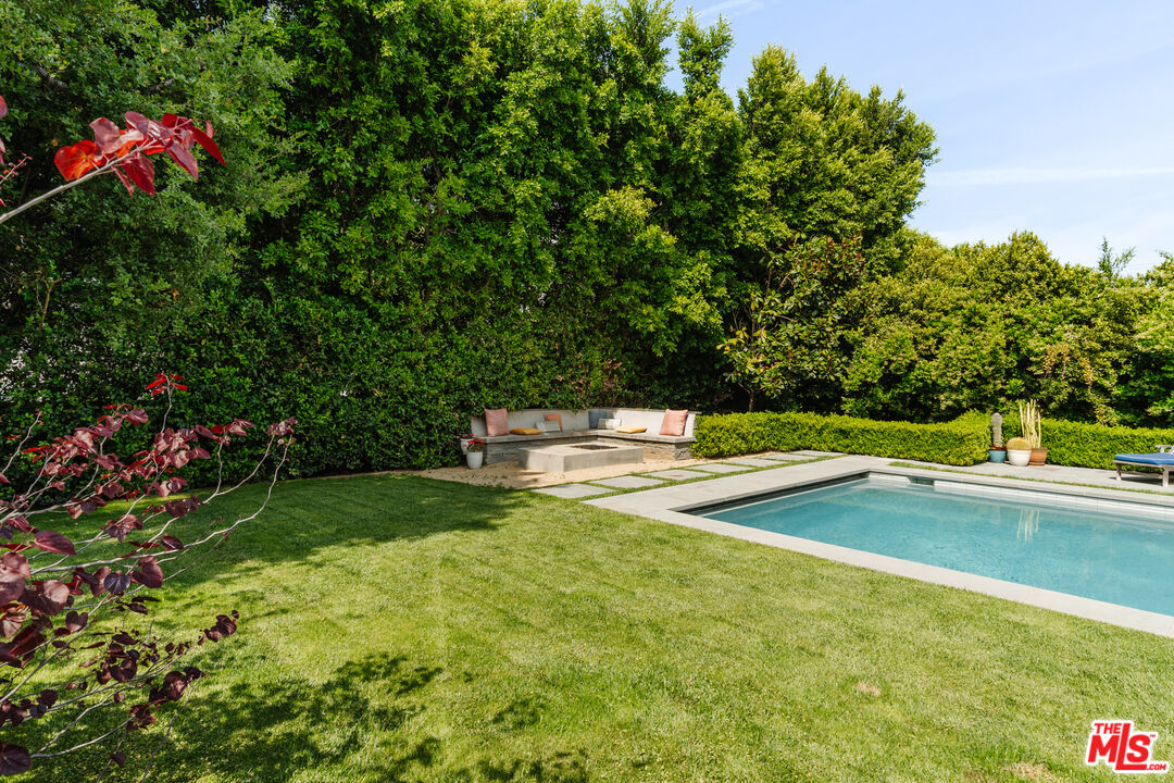 4106 Longridge Ave, Sherman Oaks