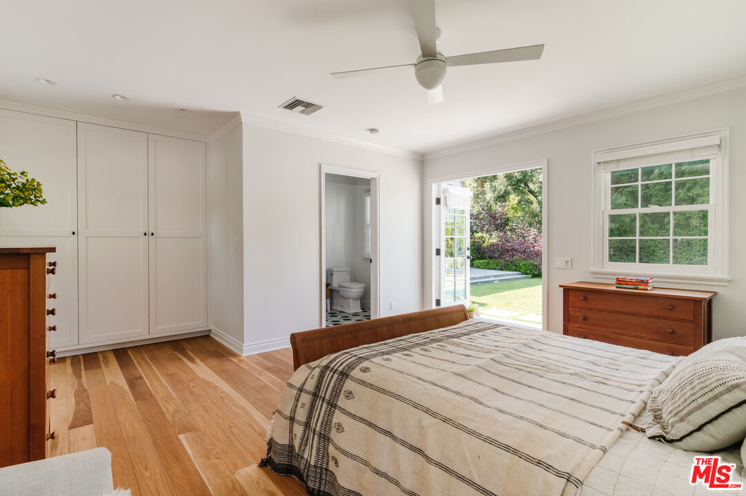 4106 Longridge Ave, Sherman Oaks