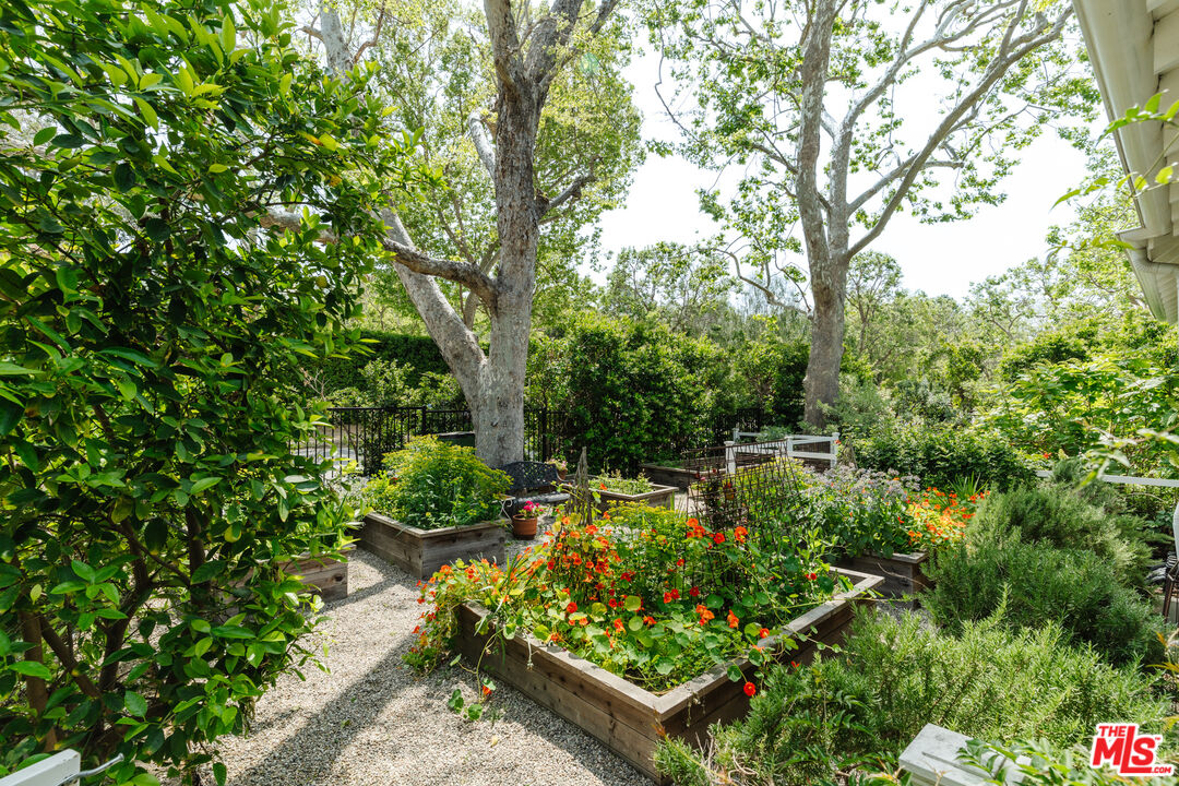 4106 Longridge Ave, Sherman Oaks