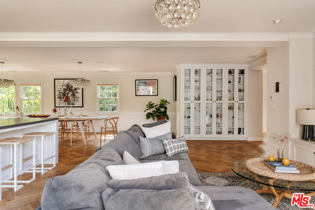 4106 Longridge Ave, Sherman Oaks