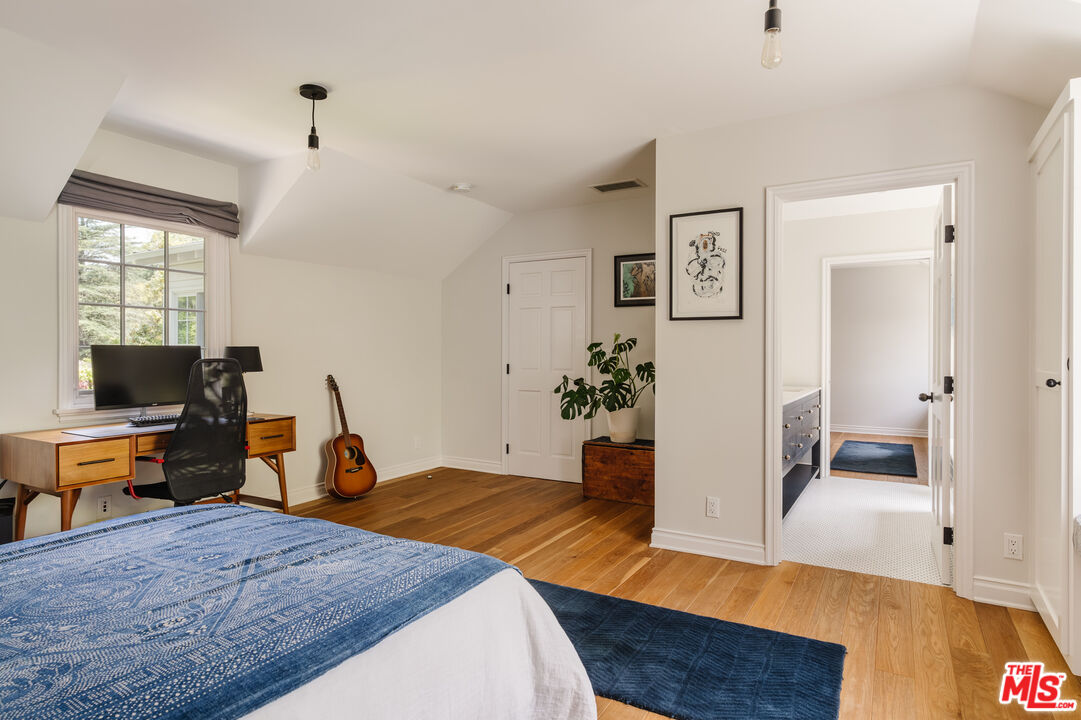 4106 Longridge Ave, Sherman Oaks
