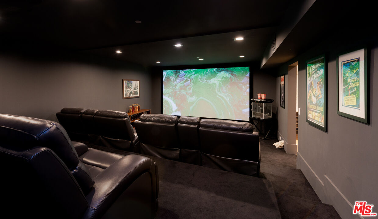 4153 Vantage Ave, Studio City