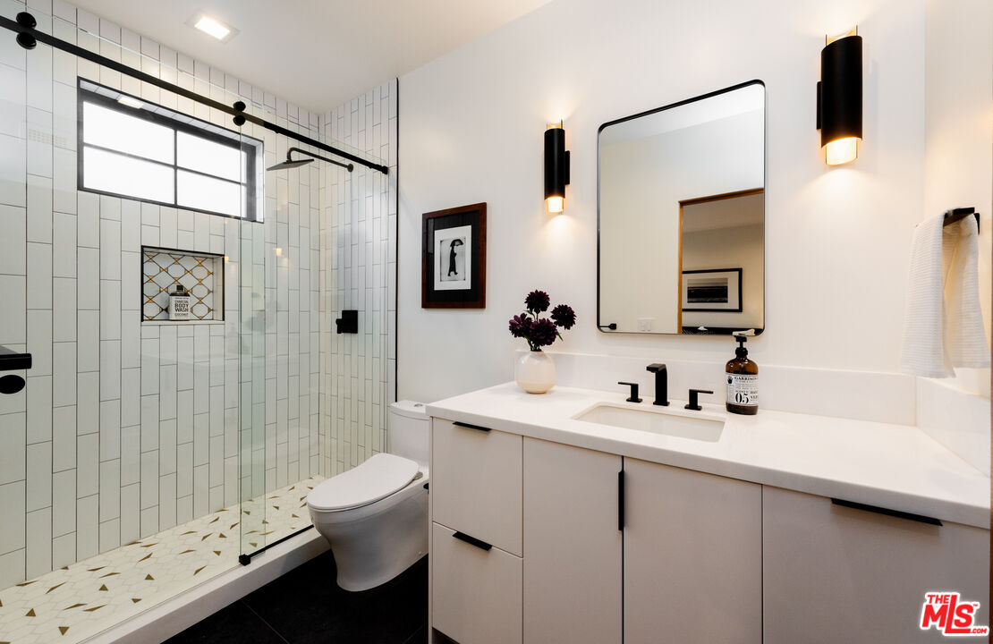 4153 Vantage Ave, Studio City