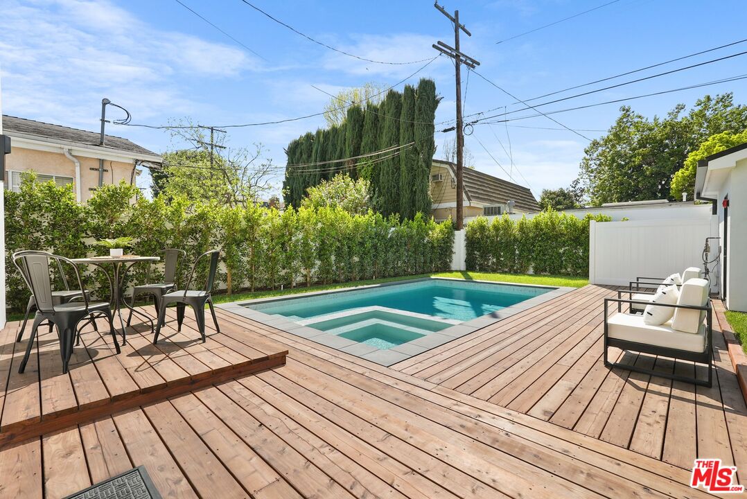 4153 Vantage Ave, Studio City